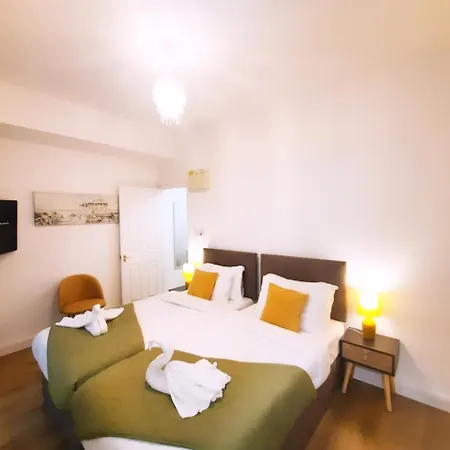 Studio Apt 