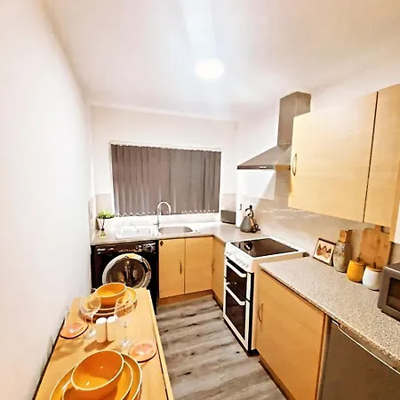 Studio Apt 